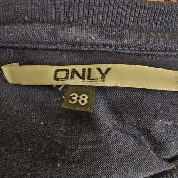 Only shirt blue size 38 floral holes  (M/10 in US) - Picture 2 of 5